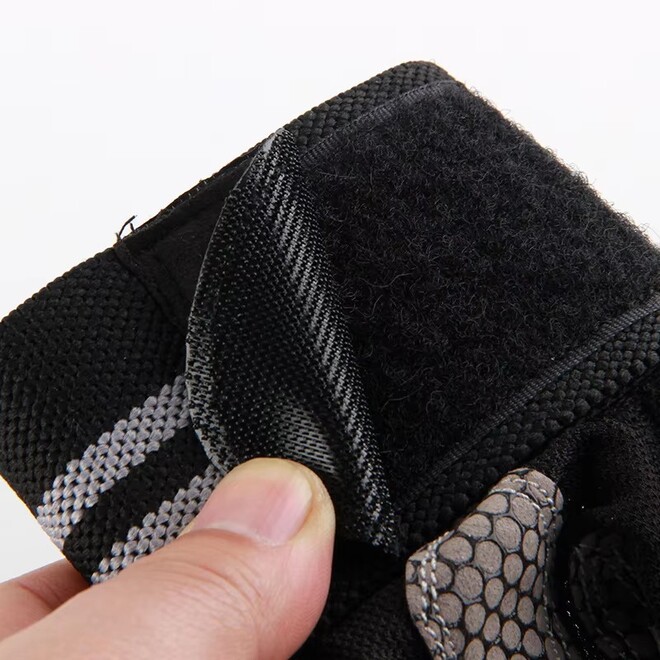Breathable Wear Resistant Anti Slip Gym Gloves